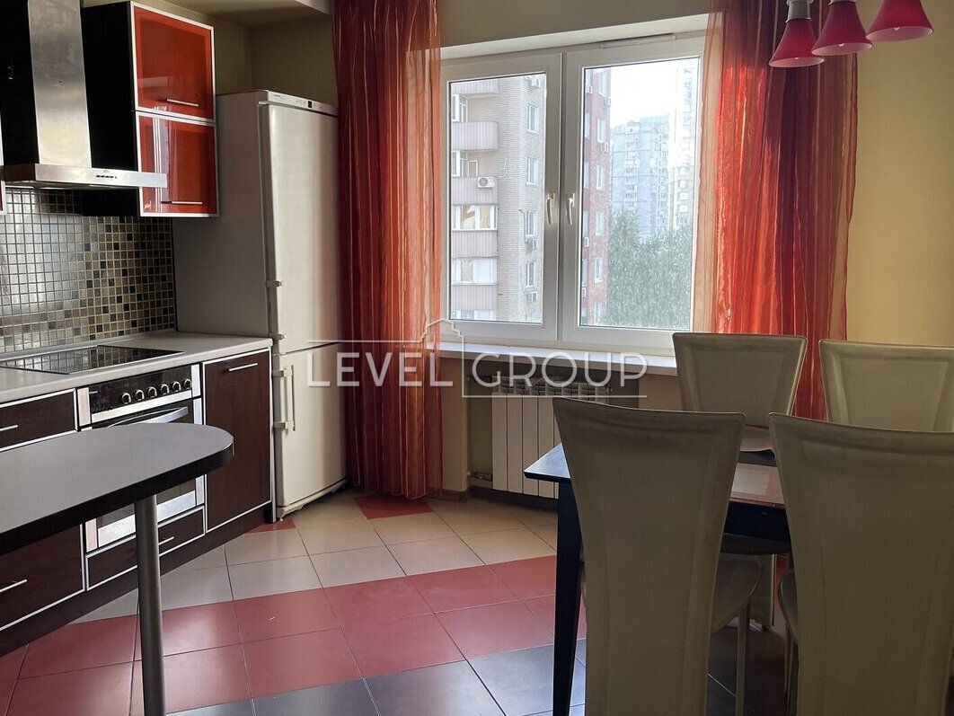 Продаж 3-кімнатної квартири по вул. Петра Григоренка фото 1 Продаж 3-кімнатної квартири по вул. Петра Григоренка фото 1