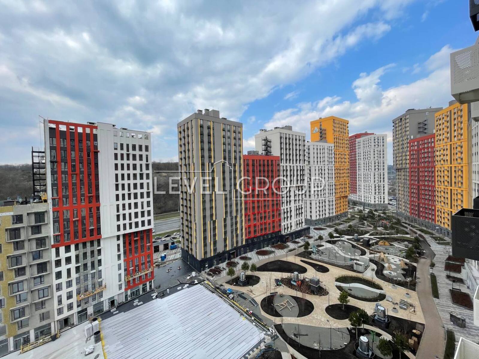  'Svitlo Park'  1-10  6   .  1