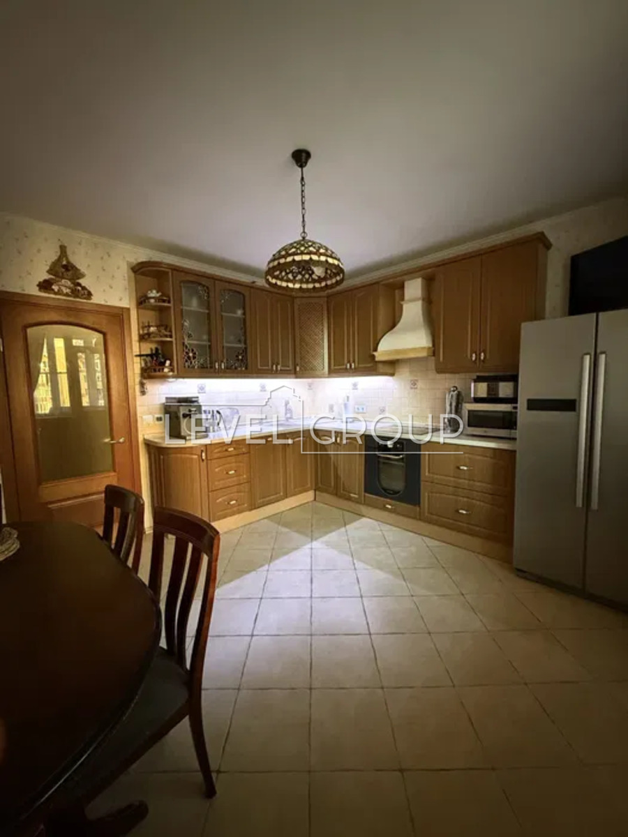 ������ 3-� � �������� ���.�������,4 �� ˳�� ���� ����������� �����, �.����������� ����� ���� 1