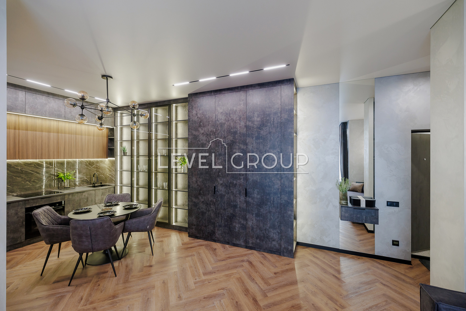        Crystal Park Tower  1