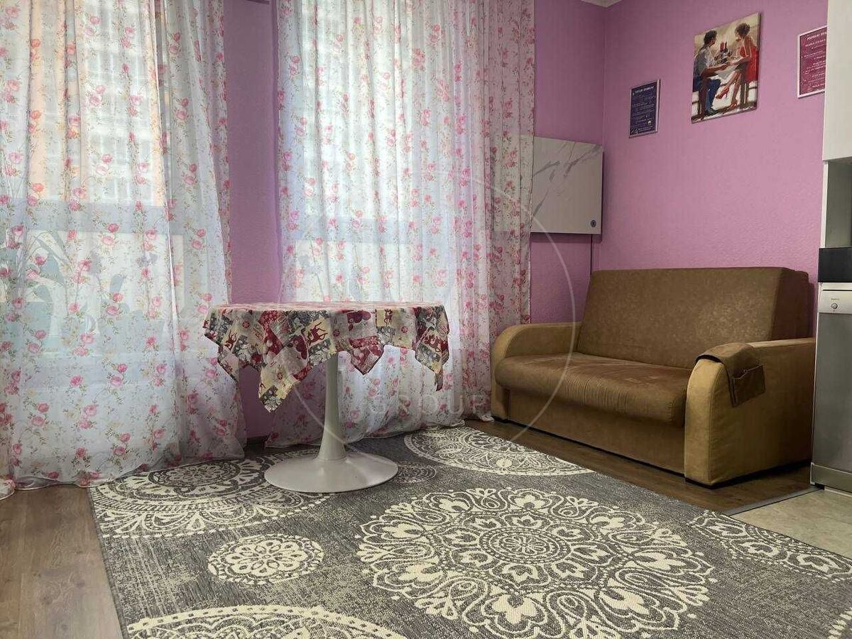  2-   .  ()  1