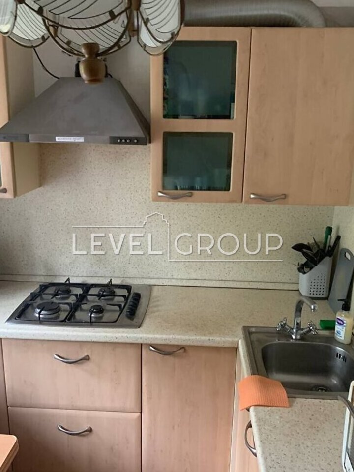 ������ ������� �������� ����� �� �����, ���. ̳���� ������, 6, ���'������, ������������� ����� ���� 1