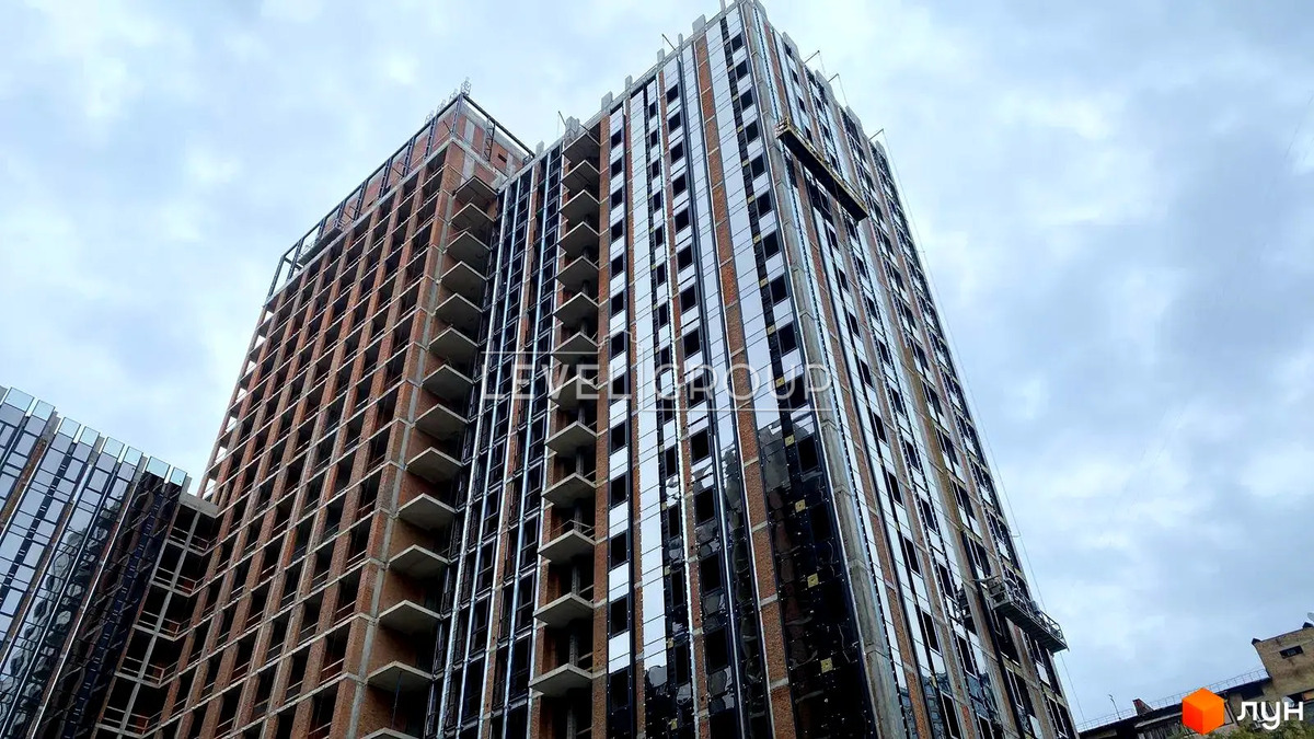 Продам квартиру в центрі міста, біля стадіону 'Олімпійський,. фото 1 Продам квартиру в центрі міста, біля стадіону 'Олімпійський,. фото 1