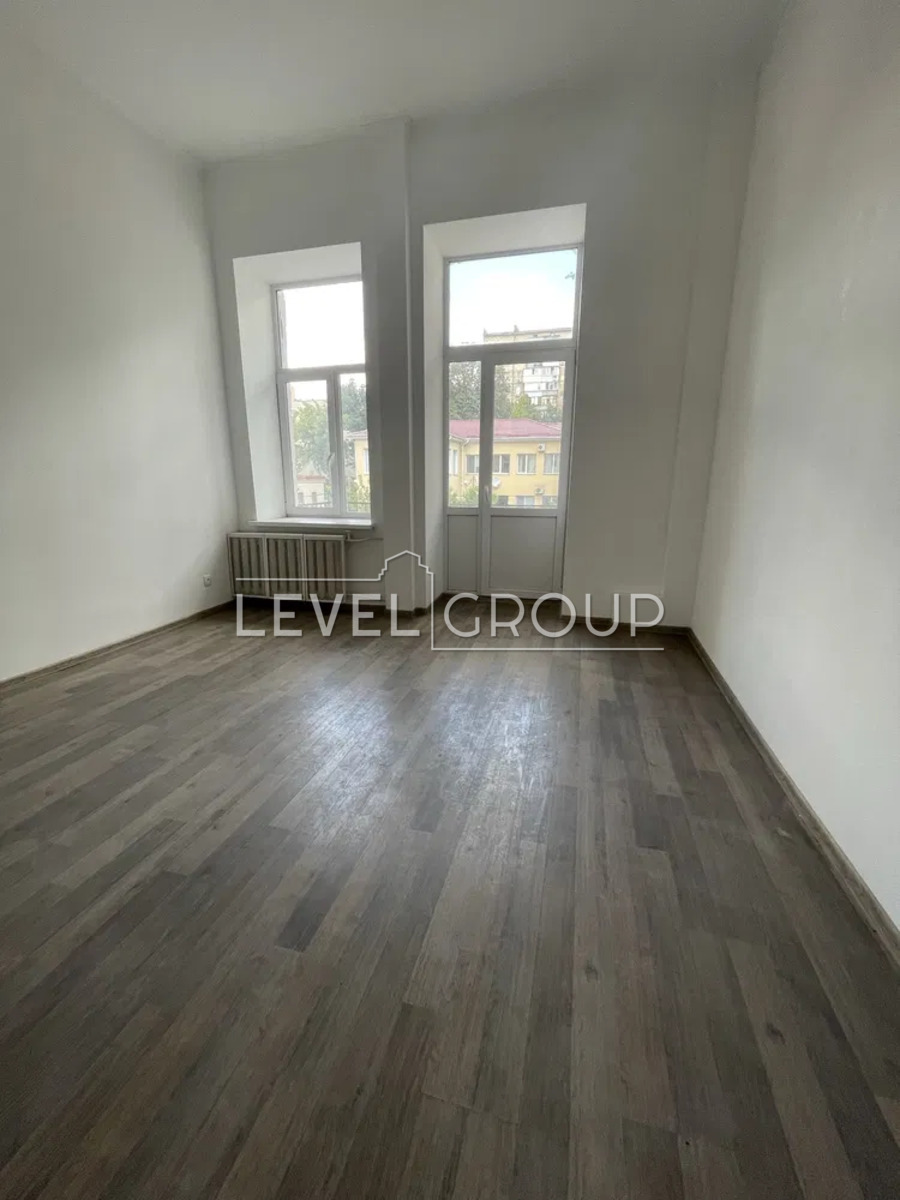 ������ 2� �������� (70 �²) � ���������� ������� � ���. ������ ������������ ���� 1