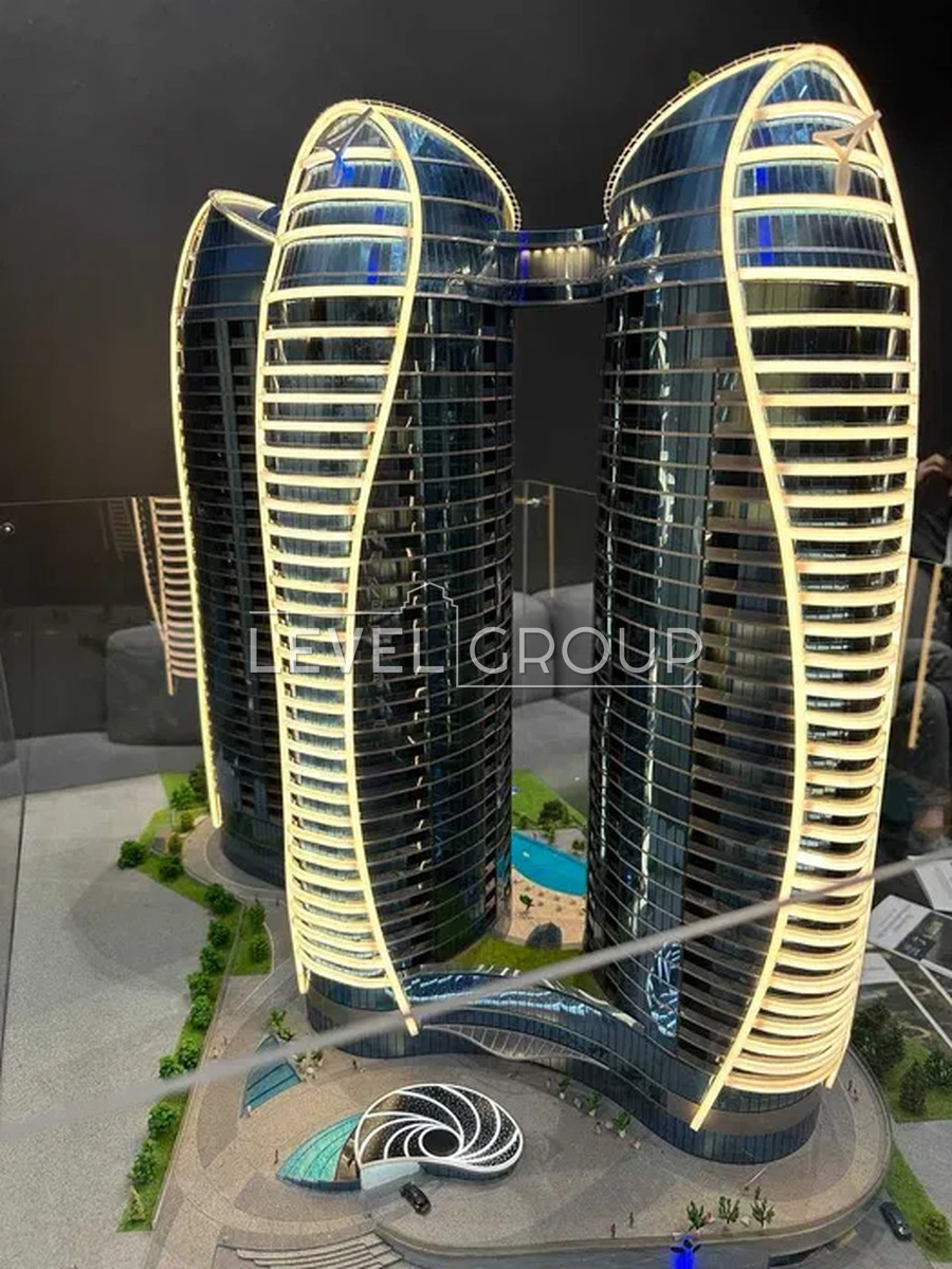 ������ 2� ������� �������� � �� ������-����� 'Taryan Towers' ���� 1