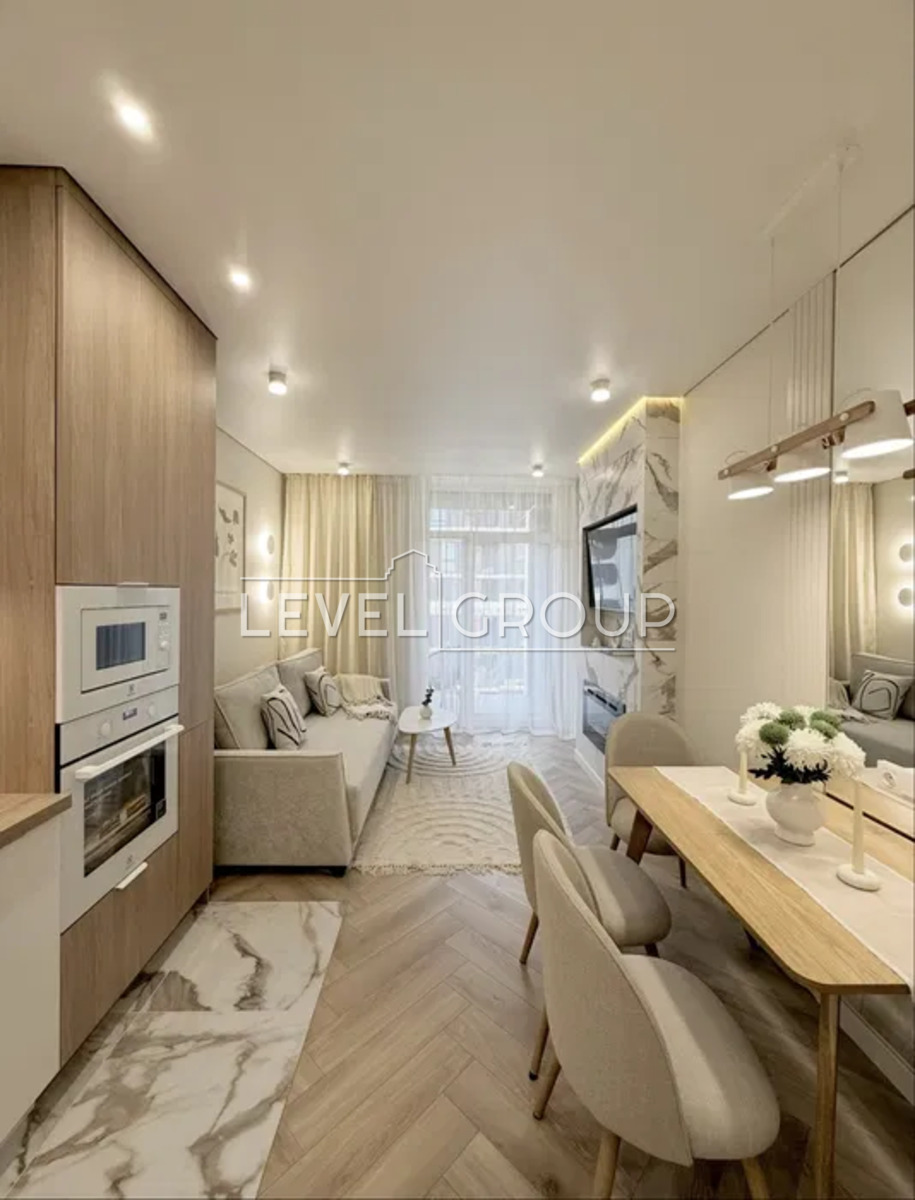 Продаж 1к квартири 49м2 з Дизайнерським ремонтом з каміном. фото 1 Продаж 1к квартири 49м2 з Дизайнерським ремонтом з каміном. фото 1