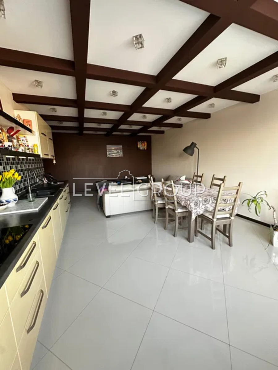 ������ 3-������� �������� �� ������� ����������� 206 ���� 1