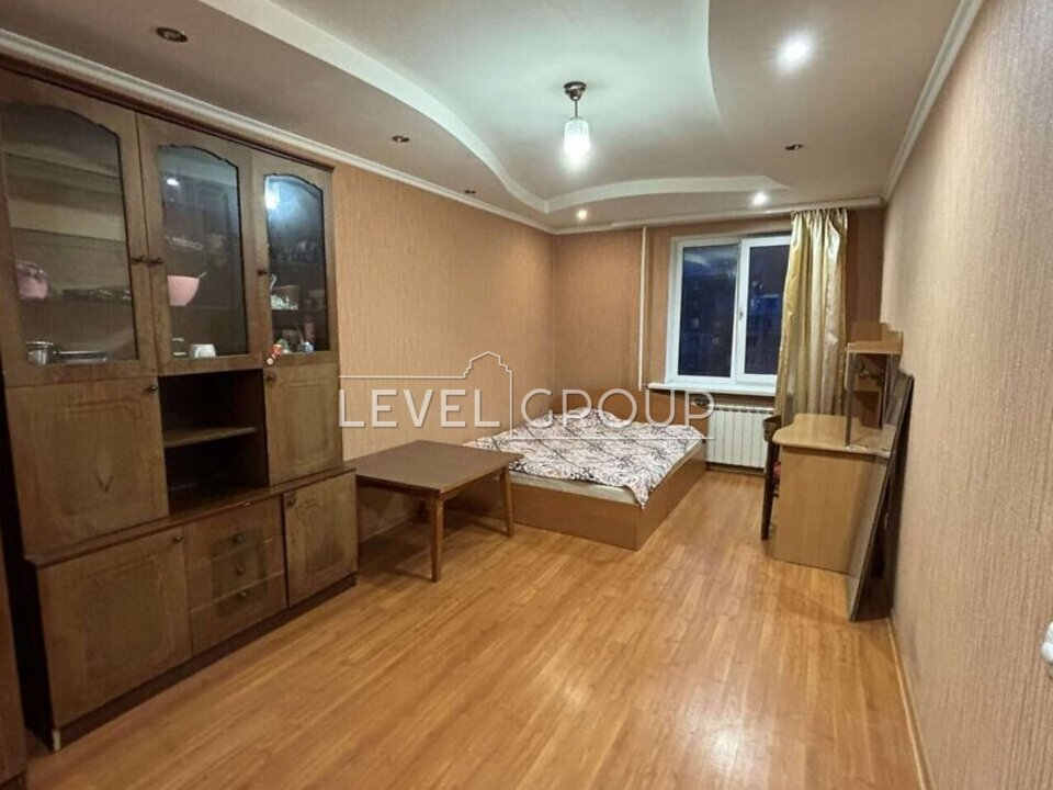 ��������� 4-������� ��������, ������������, ���. ���������������, 8� ���� 1