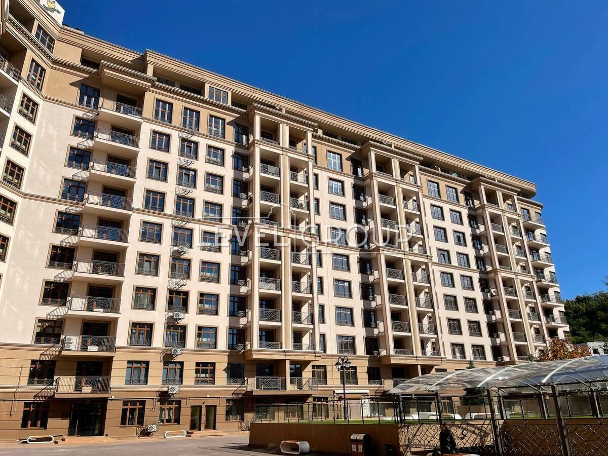  3-    52  (Pechersk Plaza)  1