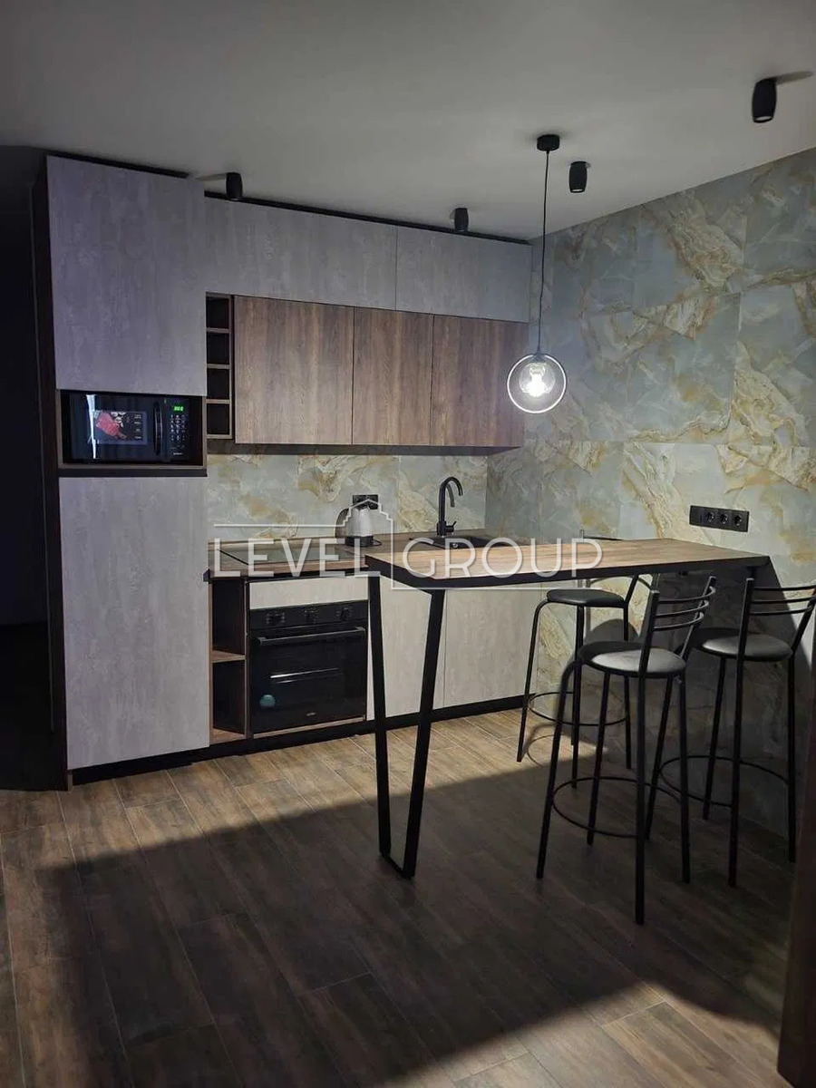         - Podil Plaza & Residence  1