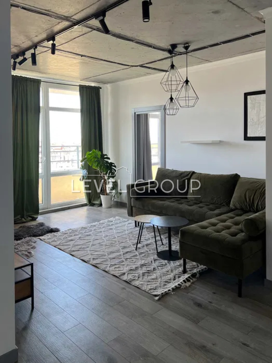 ������ 2-������� �������� 63 �2 � �� ParkLand �������� ���� 1