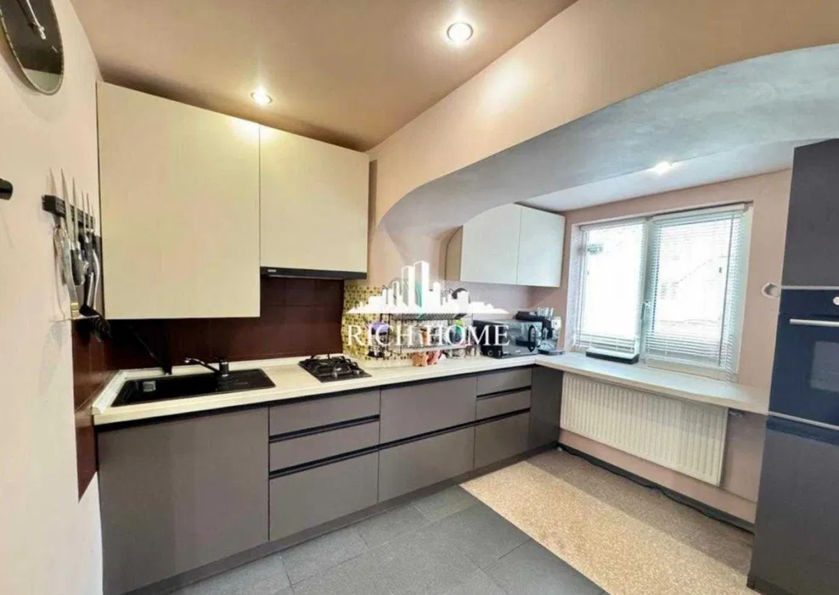 ������ ������� 2-������� �������� �� ������� ���. ��� ������ 4, ������������� �-�. ���� 1