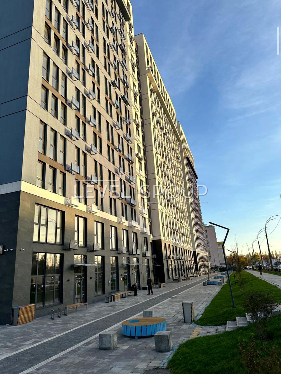 Продаж трикімнатна квартира з частковим ремонтом в ЖК SKY AVENUE фото 1 Продаж трикімнатна квартира з частковим ремонтом в ЖК SKY AVENUE фото 1