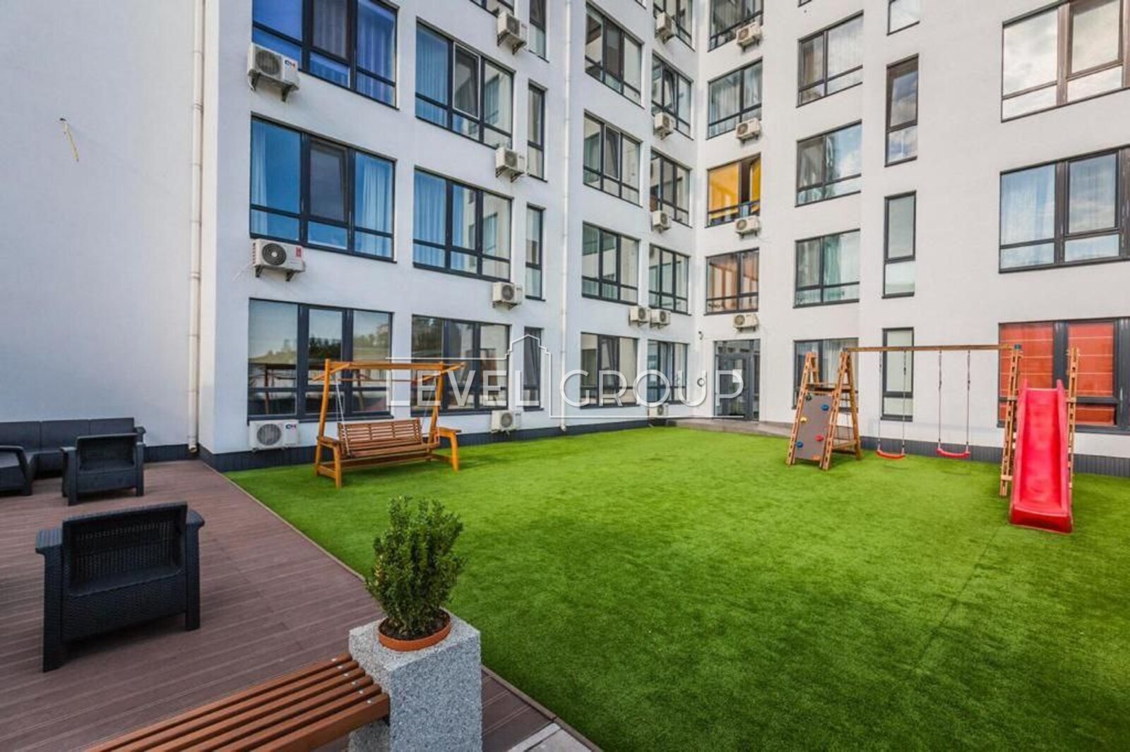 Продаж! Весь 8-й поверх 275 м² + 2 тераси + паркінг на 7 авто Клубний будинок фото 1 Продаж! Весь 8-й поверх 275 м² + 2 тераси + паркінг на 7 авто Клубний будинок фото 1