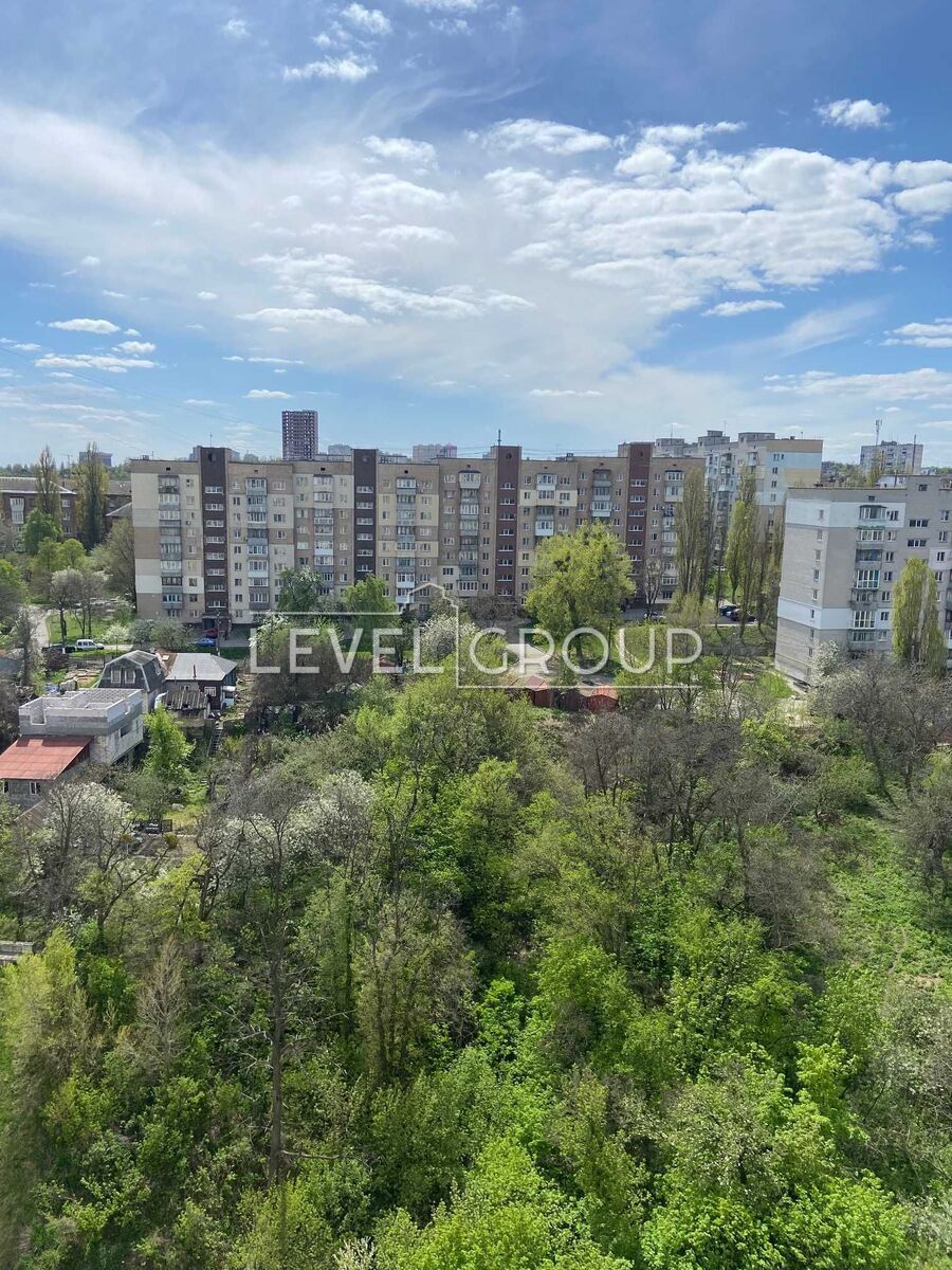 Продаж 1-кімнатної квартири по вул. Саперно-Слобідській фото 1 Продаж 1-кімнатної квартири по вул. Саперно-Слобідській фото 1