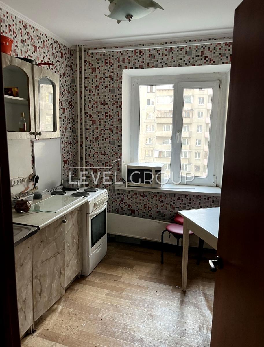 Продам простору 3-кімнатну квартиру, початок Троєщини, Деснянський район, вул. Оноре де Бальзака, 4. фото 1 Продам простору 3-кімнатну квартиру, початок Троєщини, Деснянський район, вул. Оноре де Бальзака, 4. фото 1