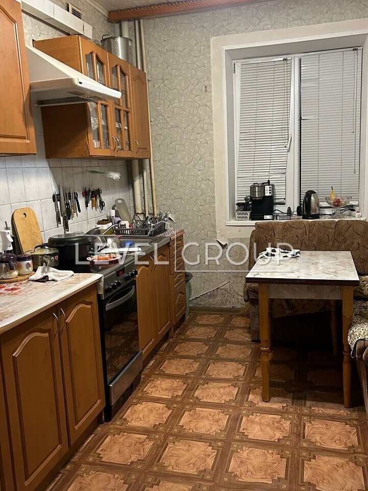 Продаж 3-кімнатної квартири по пр. Валерія Лобановського (Червонозоряному) фото 1 Продаж 3-кімнатної квартири по пр. Валерія Лобановського (Червонозоряному) фото 1