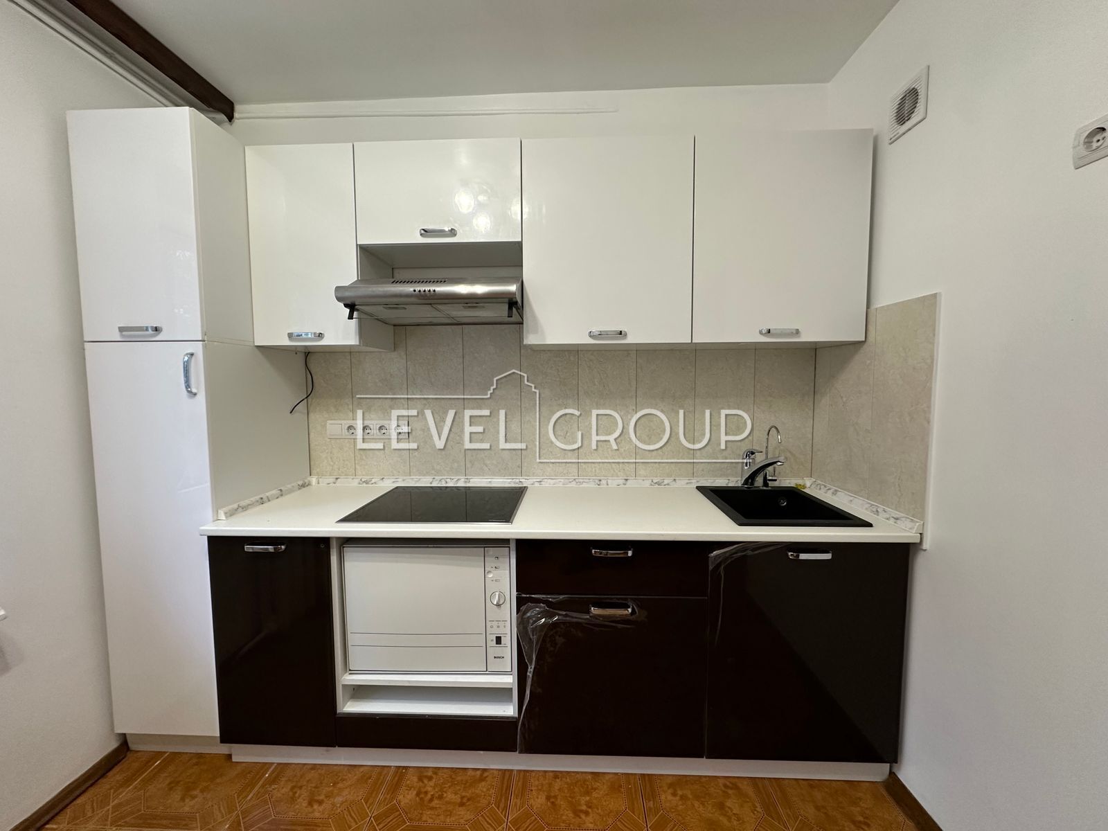 Продаж 3 кімнатної квартири у центрі міста Шевченківський район фото 1 Продаж 3 кімнатної квартири у центрі міста Шевченківський район фото 1