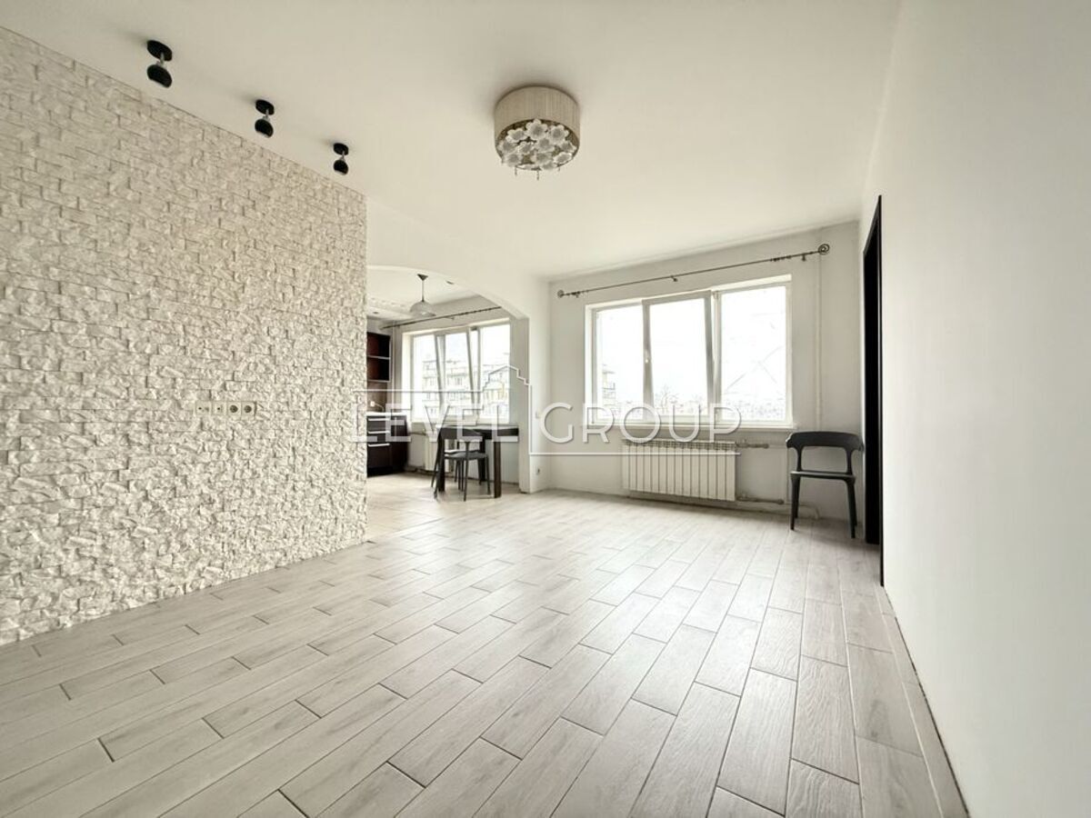 Продаж 3-кімнатна квартира, Оболонь. фото 1 Продаж 3-кімнатна квартира, Оболонь. фото 1