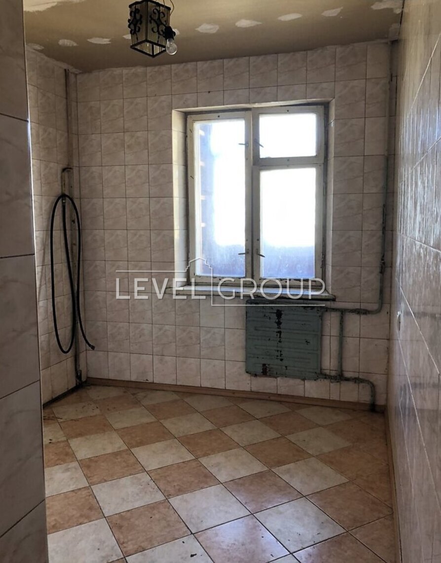 ��������� 1� �������� ϲ� ������ � ��������� ������� �� �������: �. ���, �����. ������ ��������, 10 (������� ��������������), ̳������ ����� ���� 1