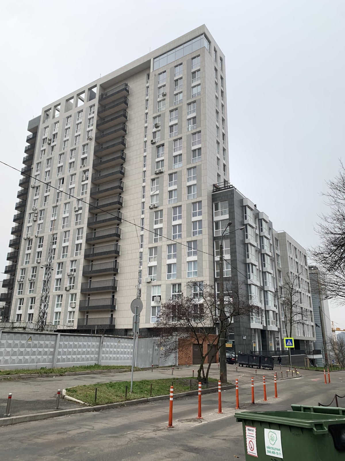 ��������. 2� �������� � ������������ ����������� 96 ��.�. � ������ ������� �� ���������� 13�. ���� 1