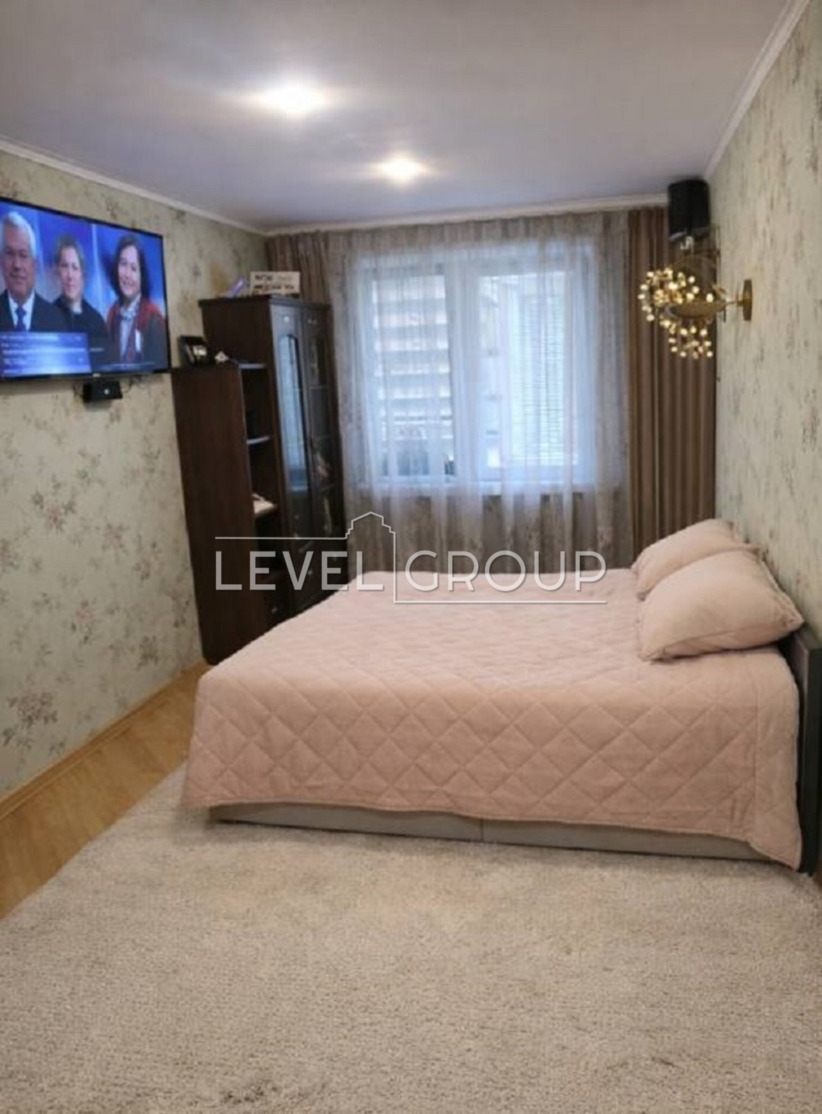 Продається 1-к з ремонтом в Києві, Оболонський район, вул.Левка Лук'яненка (Маршала Тимошенка) 2/4 м.Оболонь,Мінська. фото 1 Продається 1-к з ремонтом в Києві, Оболонський район, вул.Левка Лук'яненка (Маршала Тимошенка) 2/4 м.Оболонь,Мінська. фото 1