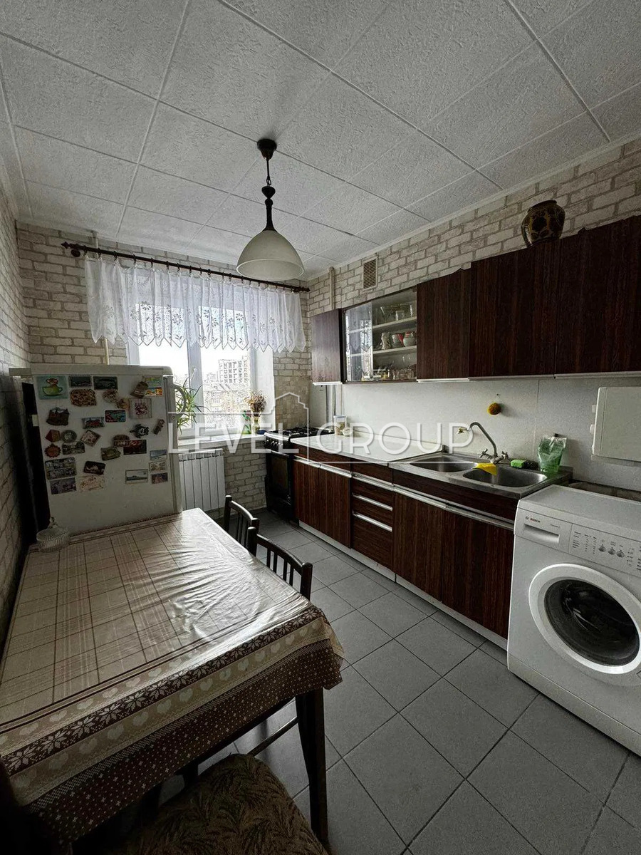 Продаж 3 кімнатної квартири Привокзальна вул. 14 фото 1 Продаж 3 кімнатної квартири Привокзальна вул. 14 фото 1