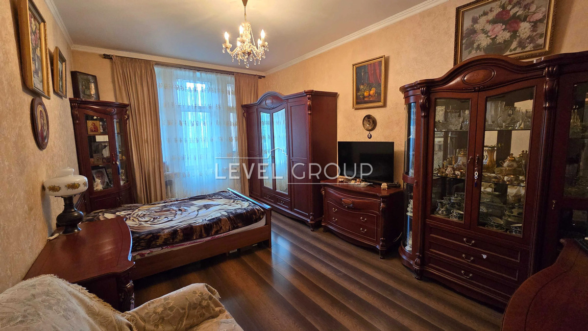 Продаж 4-кім по вул. Великій Васильківській,42 фото 1 Продаж 4-кім по вул. Великій Васильківській,42 фото 1