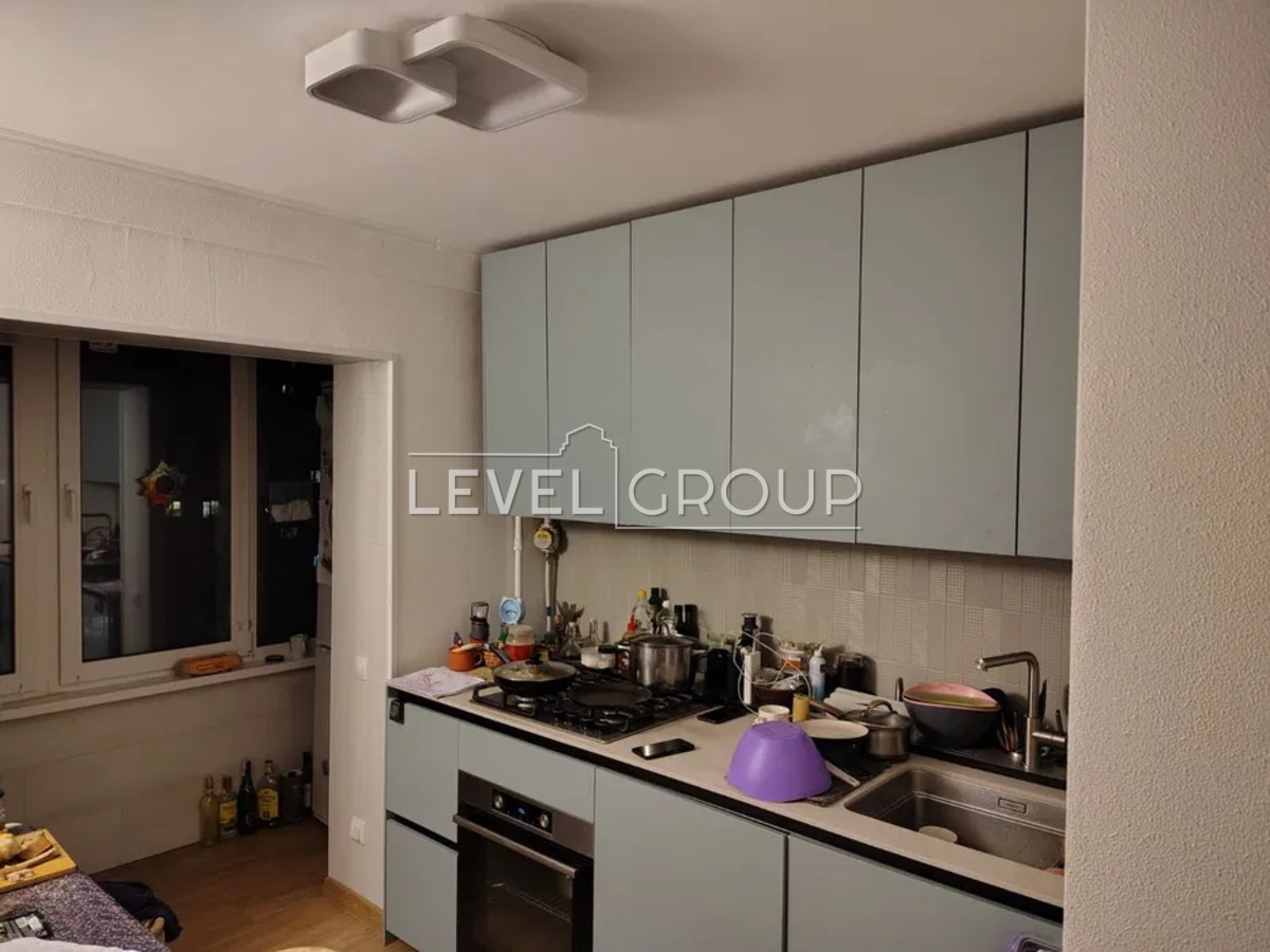 ����������� �������� �� ������� 3-������� �������� ������ 72 �² �� 6 ������ 9-����������� ������� � �������� ������ ���� (���������) ���� 1