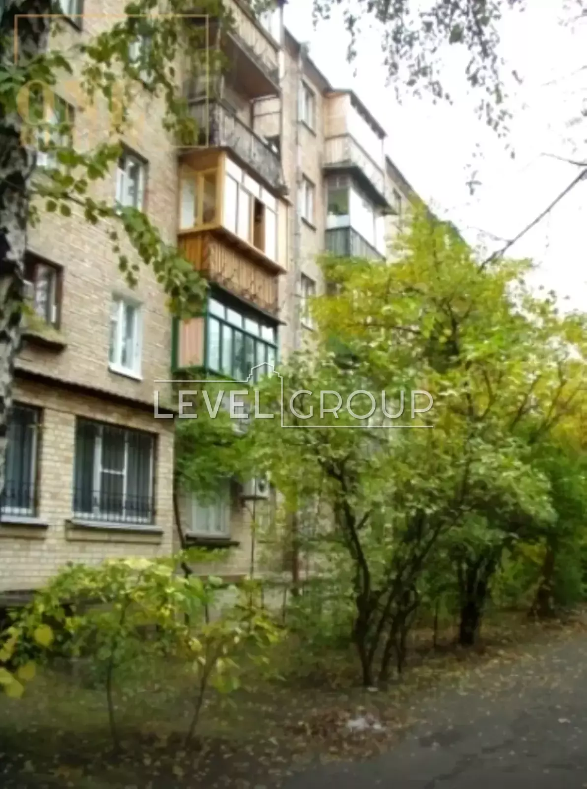 ������ 3-������� �������� �� ������� �����������, 43/9 ���� 1