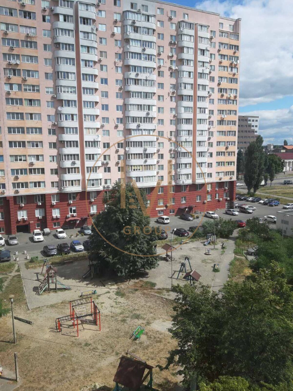 Продаж 1к.по вул. Вереснева 5 фото 1 Продаж 1к.по вул. Вереснева 5 фото 1