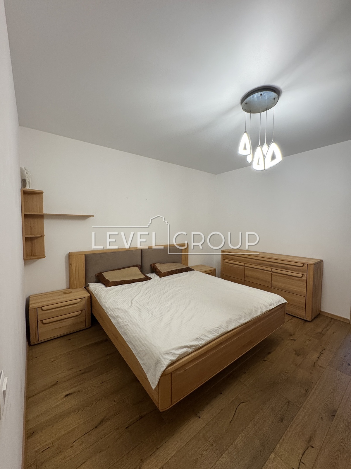 Продаж 2-х кімнатної квартири по вул. Червонопільській фото 1 Продаж 2-х кімнатної квартири по вул. Червонопільській фото 1