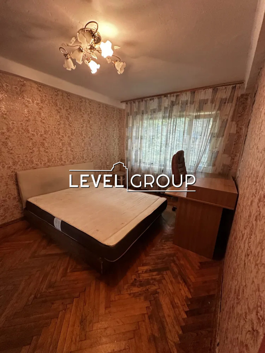 Продаж квартири 2кім під ремонт 45м2 вулиця Стеценка,9 фото 1 Продаж квартири 2кім під ремонт 45м2 вулиця Стеценка,9 фото 1