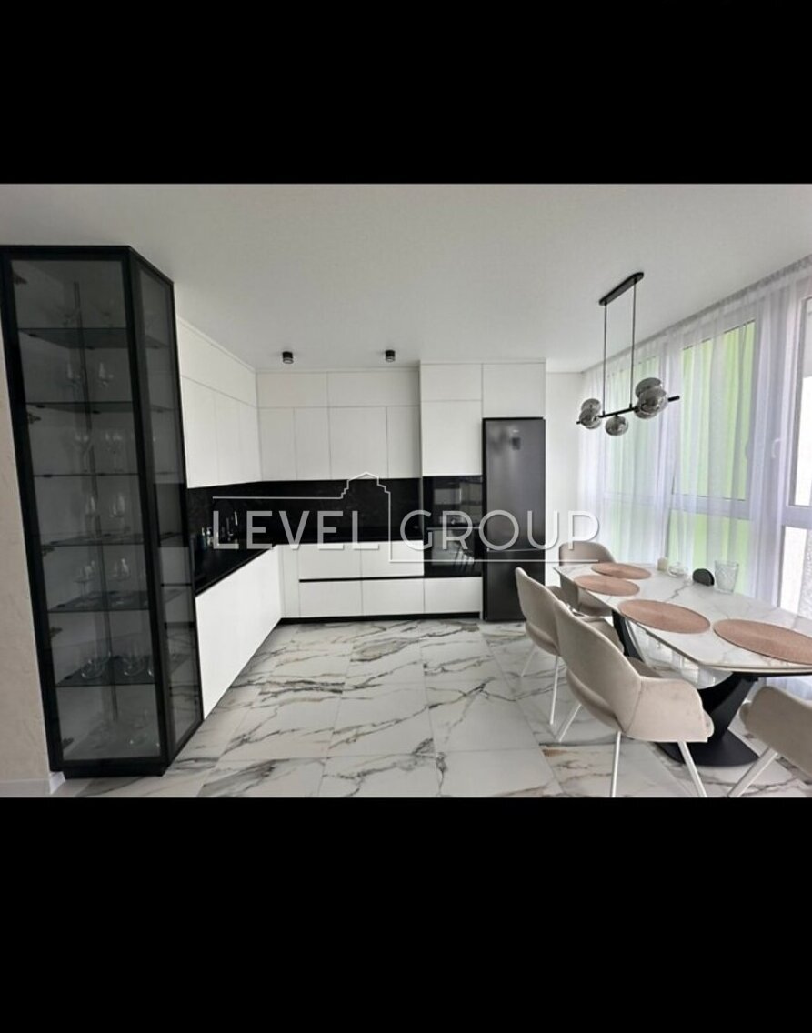 ������ 3� �������� 92.5 ��. � �� ���. ����� ����������� 10� ���� 1