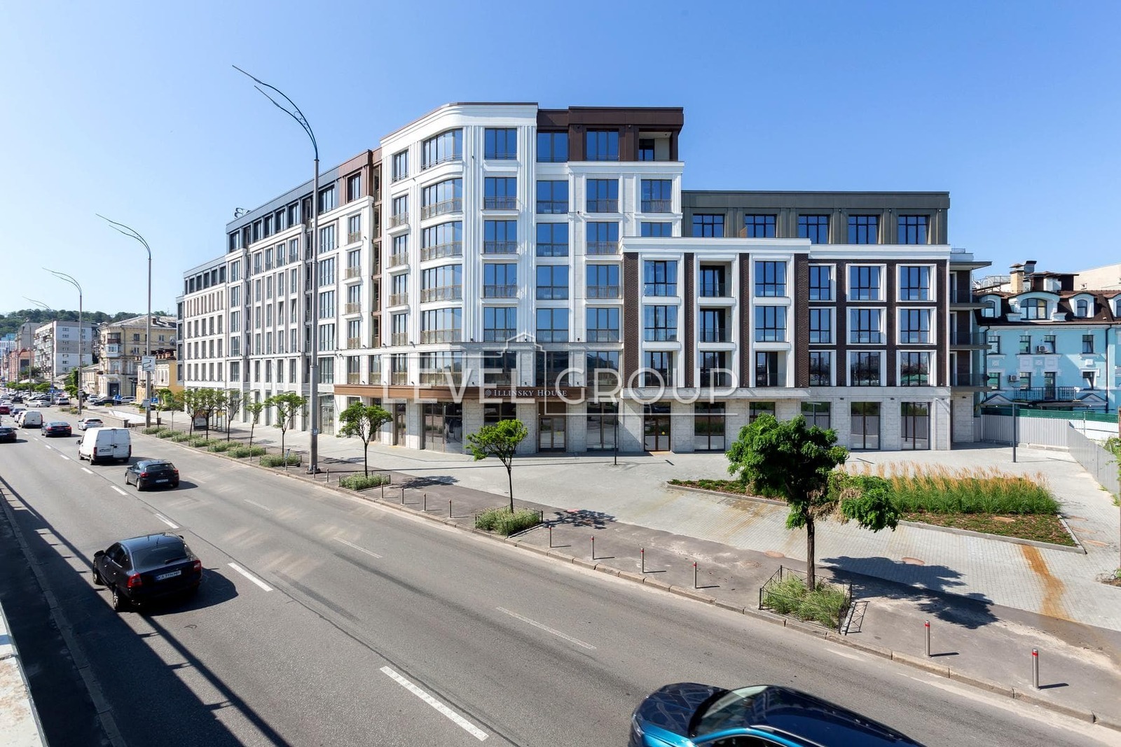 ������ ���������� �������� � �������� ������� Illinsky House ���� 1