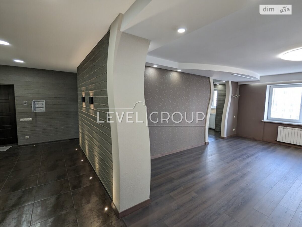 продаж чудової квартири з гарним видом з вікна фото 1 продаж чудової квартири з гарним видом з вікна фото 1