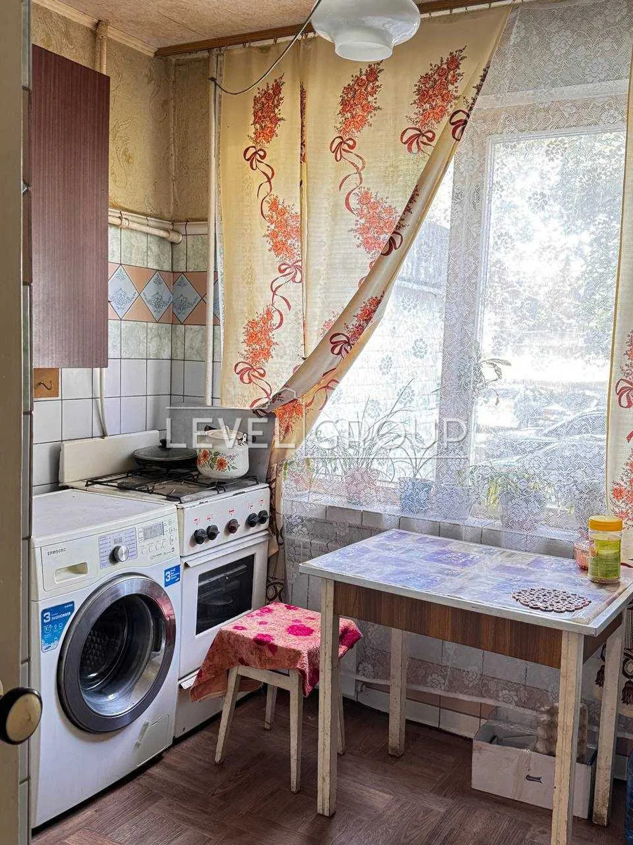 Продаж 3-кімнатної квартири за адресою Олега Мудрака, 37а фото 1 Продаж 3-кімнатної квартири за адресою Олега Мудрака, 37а фото 1