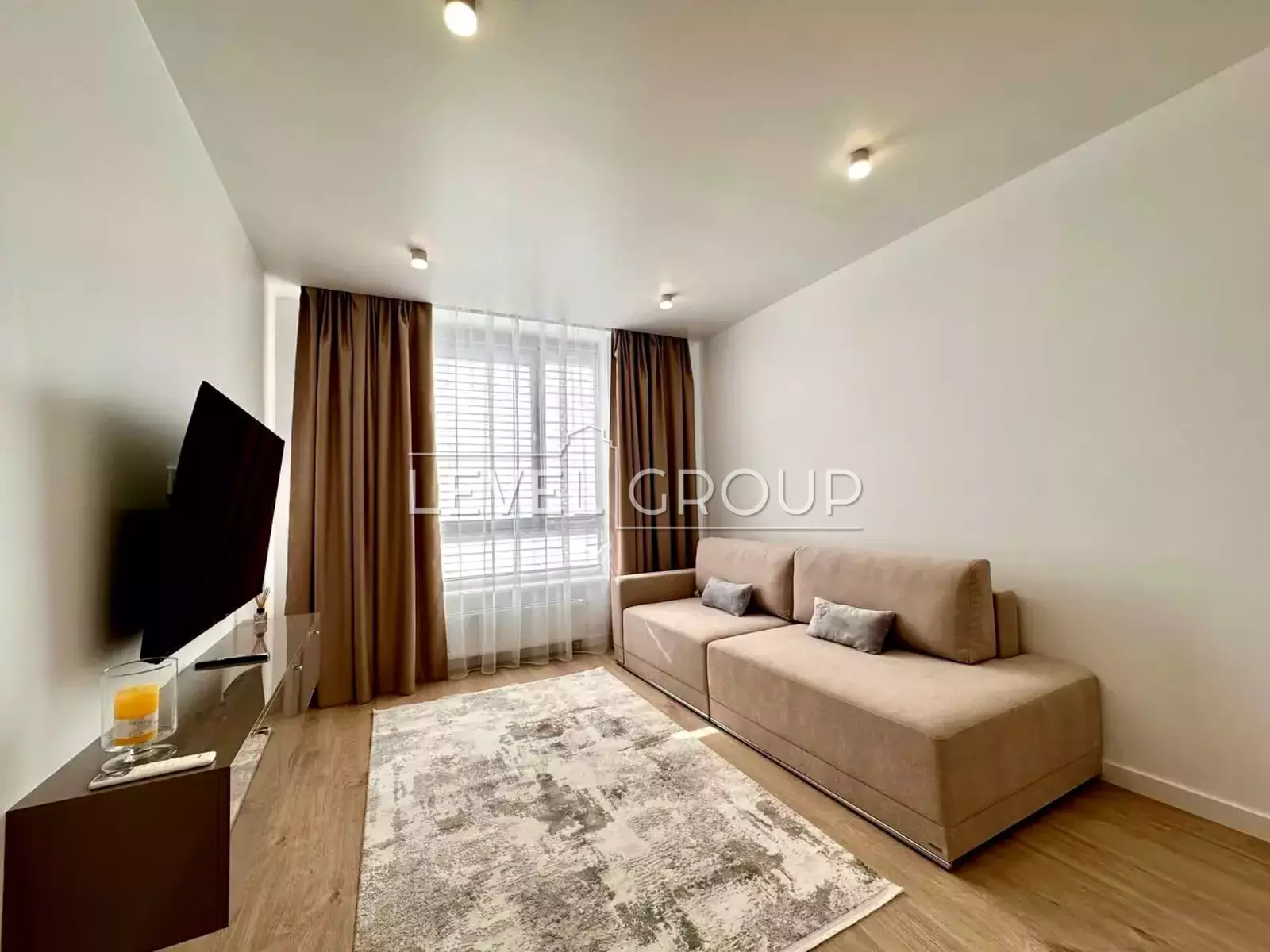 Продаж однокімнатної квартири у ЖК Варшавський+ фото 1 Продаж однокімнатної квартири у ЖК Варшавський+ фото 1