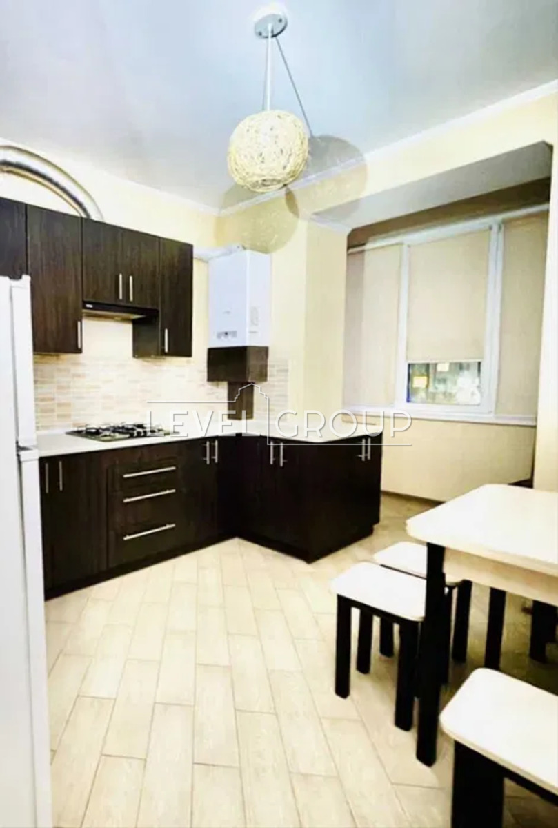 ��������� 2-������� ��������, ����������� �� ������ ����������� 9, �� �������� ����� ���� 1