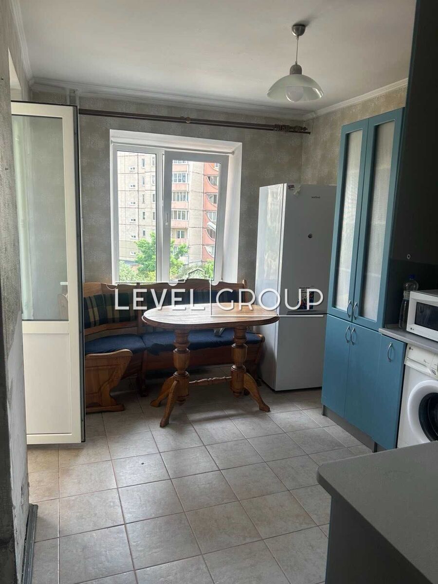 Продаж 3-кімнатної квартири по вул. Оноре де Бальзака фото 1 Продаж 3-кімнатної квартири по вул. Оноре де Бальзака фото 1