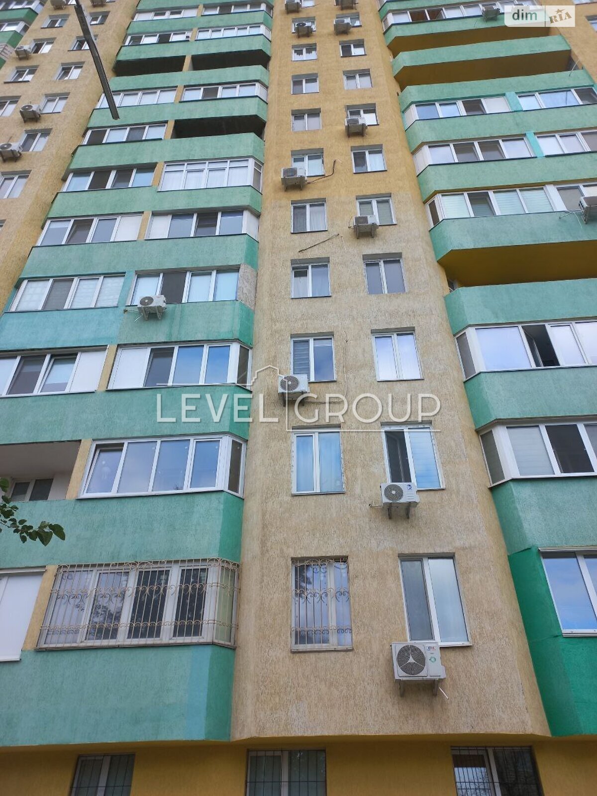 Пропонуємо на продаж простору 2к. квартиру, що розташована за адресою бульвар Гашека Ярослава 22 фото 1 Пропонуємо на продаж простору 2к. квартиру, що розташована за адресою бульвар Гашека Ярослава 22 фото 1