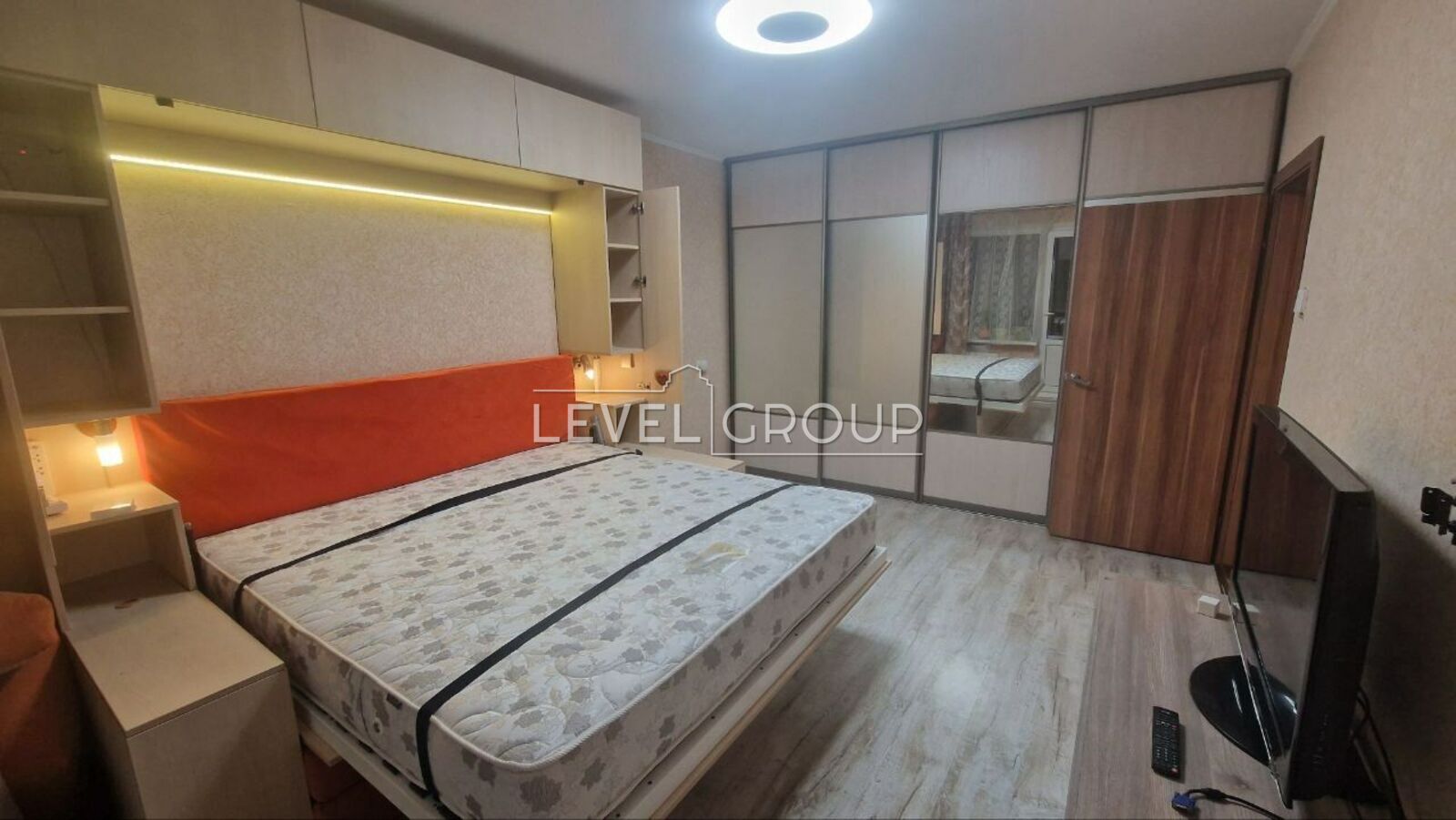 Продаж квартири 95 м кв! Науки 55 а фото 1 Продаж квартири 95 м кв! Науки 55 а фото 1