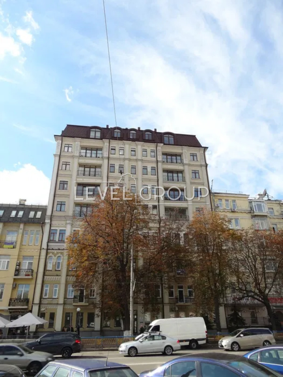 ��������� ������� �����a 3-������� �������� �� �������� � ������ ����� ���� � ���. ����� ������, 16 ���� 1