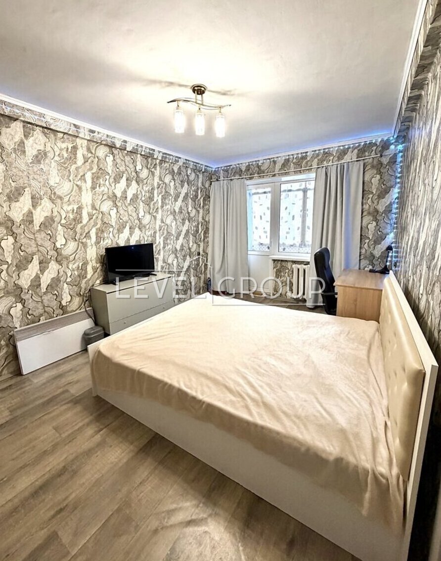 ������ 3-������� �������� ��� ����� ����������, 5 ������ ����, ���. ������ ���������, 12�. ���� 1