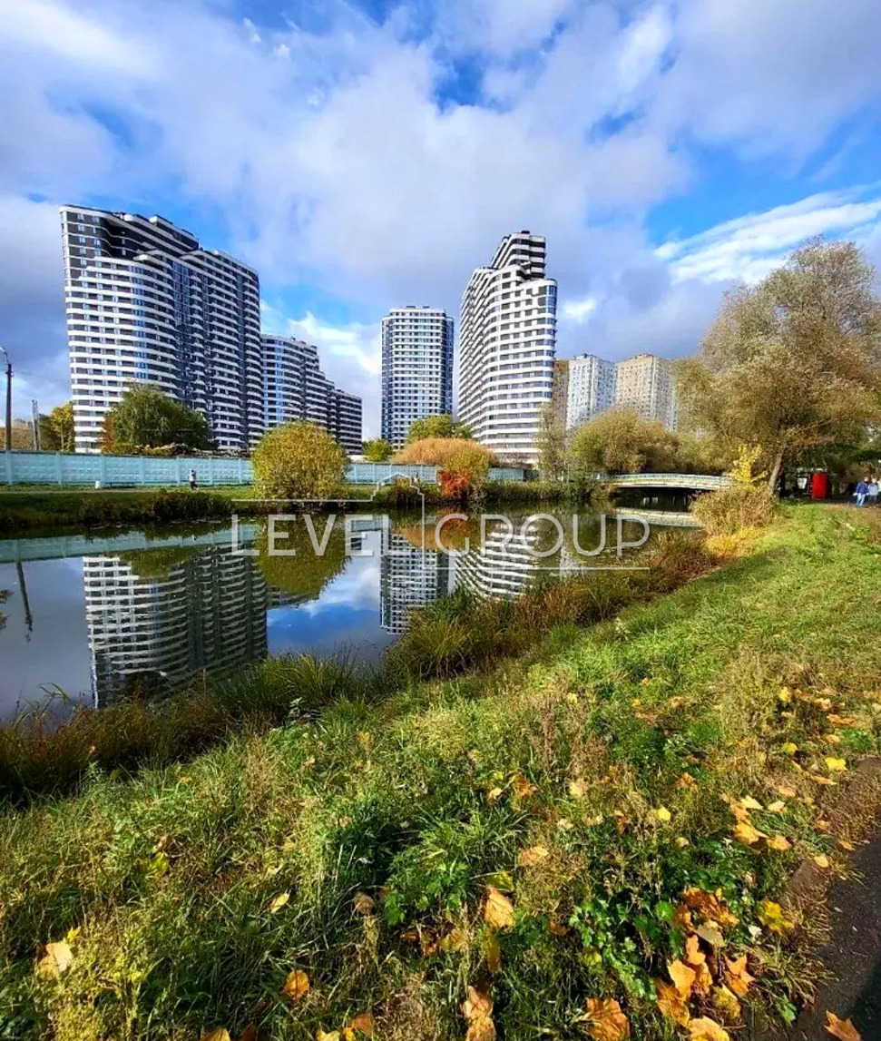 ��������� 1-������ ��������, 42�2 + ������������ ������ 18,6�2 (21 ������), �� '������ ����� 2', ������������� 2� 1 ������ ���� 1