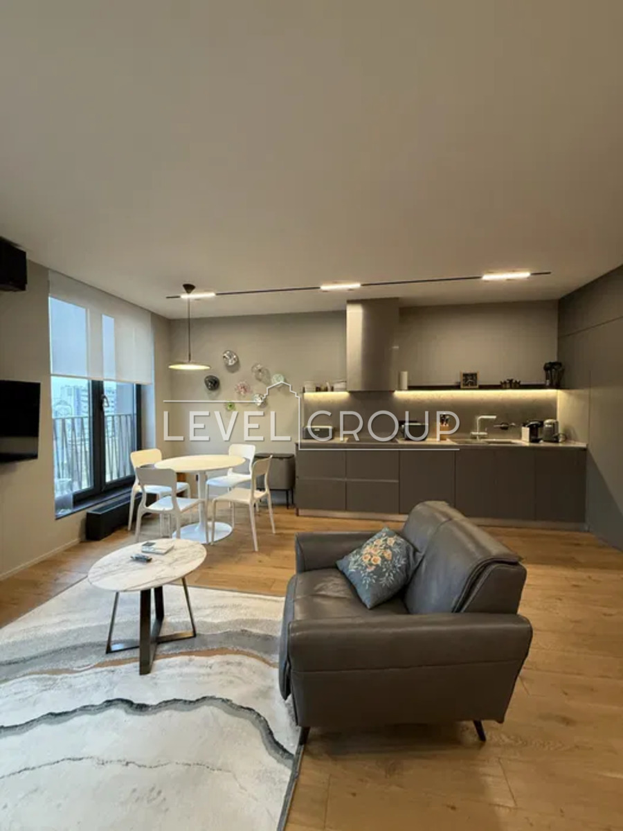 ������ 3-� ��,����� ����, �� New York Concept house ���� 1