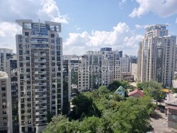 ������ 1-������� �������� � ����������� Taryan Towers ���� 10