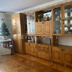 ������ 4-������� �������� �� ������� ������� �������,8 ���������� ����� ���� 4