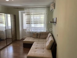 ������� 1� �������� (37�²) ��� �. ��������� � ���. �������� 21 ���� 11