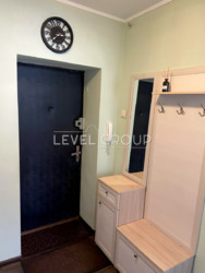 ������ 1-������� �������� ���. ��������, 21 (10�15 �� ���� �� ����� ���������) ���� 8